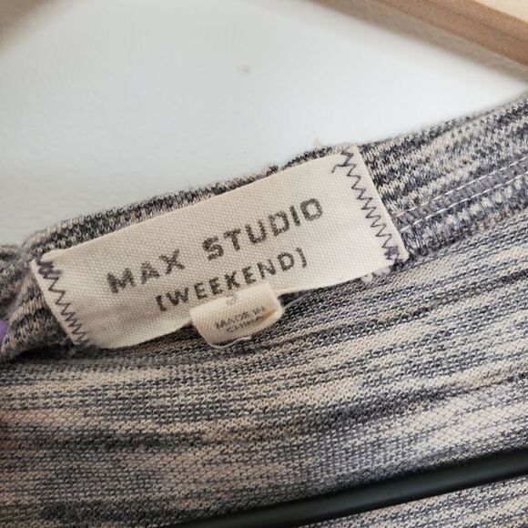 Max Studio Women's Size Small Scoop Neck Gray Black and Tan Sweater - Picture 9 of 12